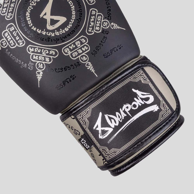 8 Weapons 8 Ways Yant Boxing Gloves Black/Sand