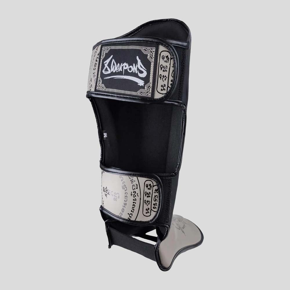 8 Weapons 8 Ways Yant Shin Guards Black/Sand