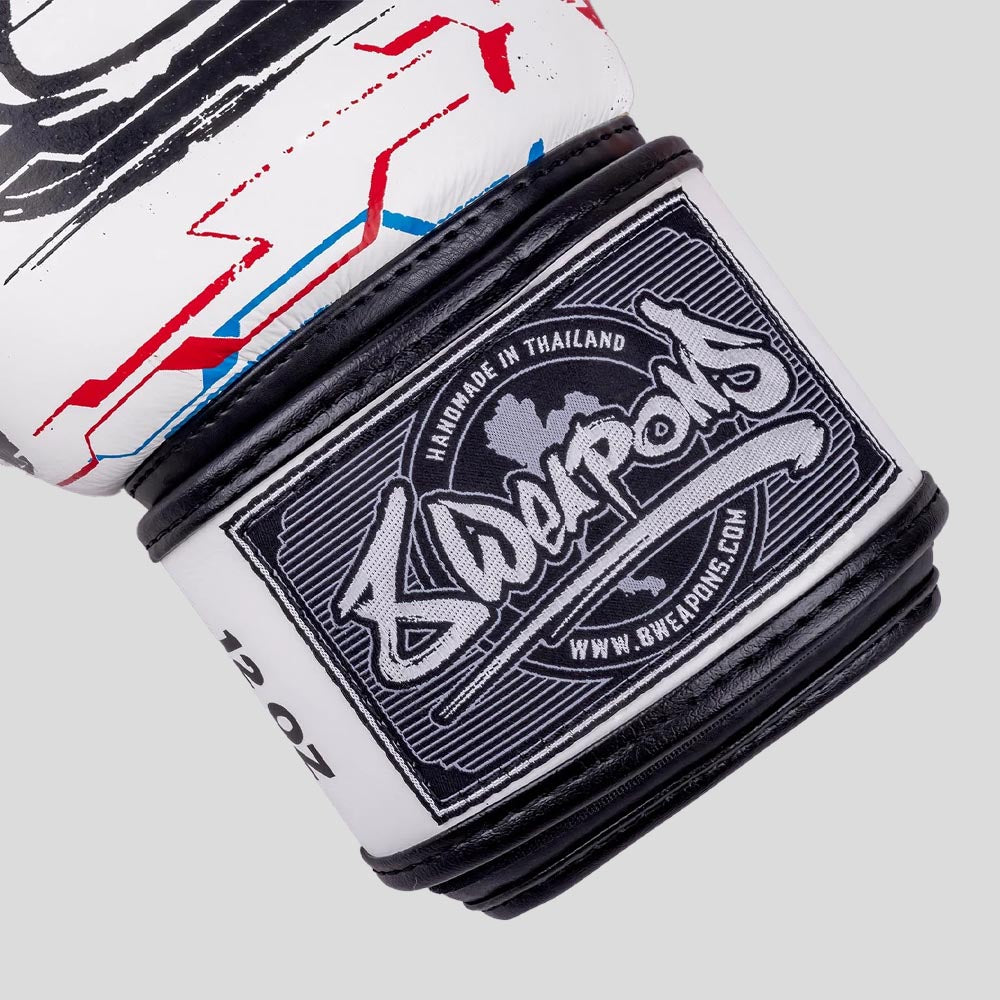 8 Weapons Cut Like a Blade 2.0 Boxing Gloves White