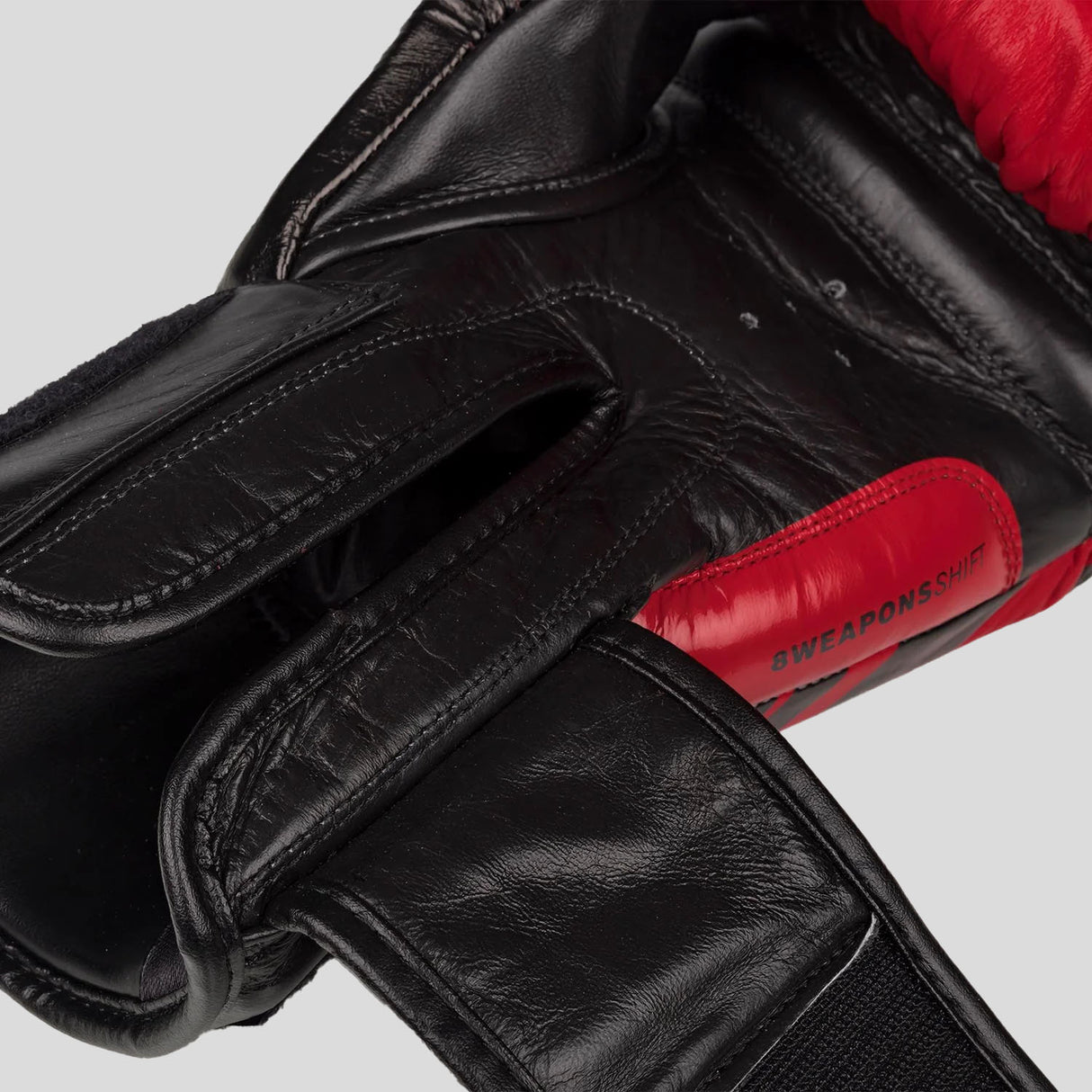8 Weapons Shift Competition Boxing Gloves Red/Black