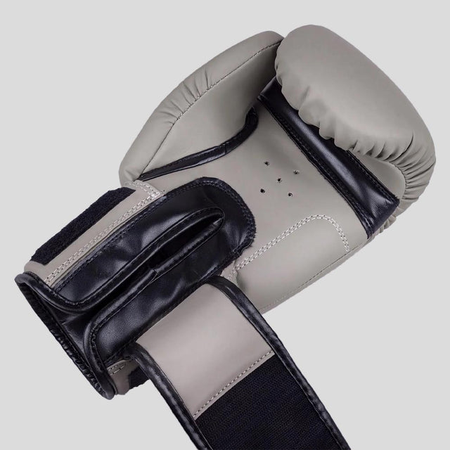8 Weapons Unlimited 2.0 Boxing Gloves Sand/Black