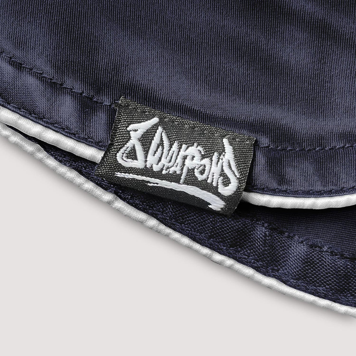 8 Weapons Mongkol Muay Thai Shorts Navy/White - view 5