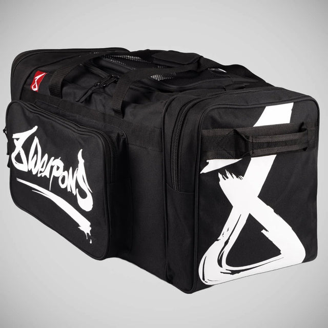 8 Weapons Sports Bag Black/White