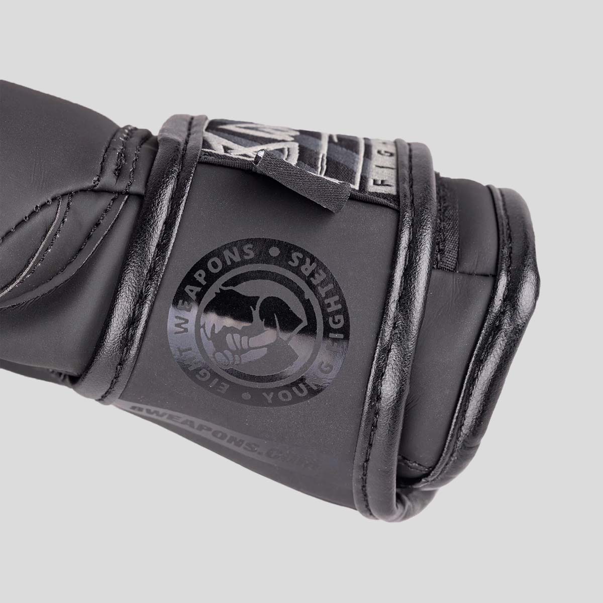 8 Weapons Unbegrenzte 2.0 Kinder Boxhandschuhe schwarz/schwarz