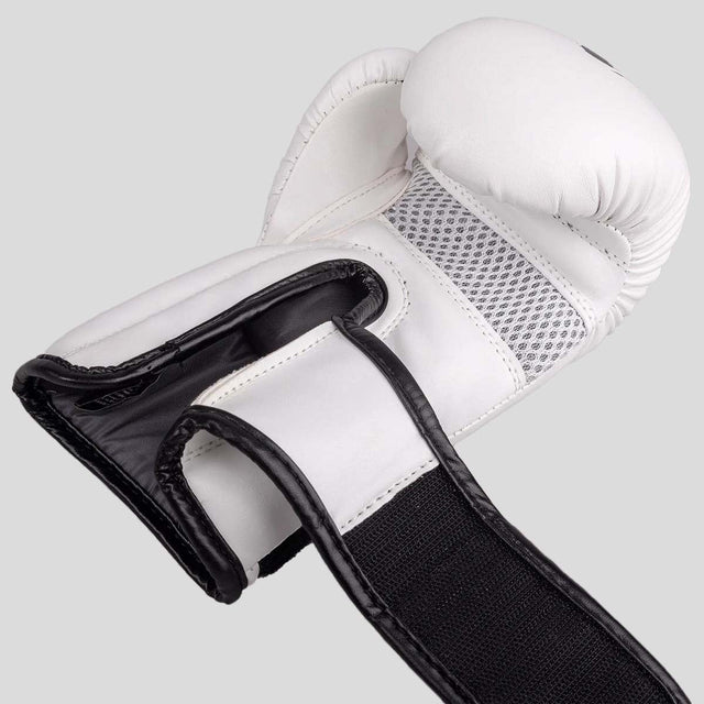 8 Weapons Unlimited 2.0 Kids Boxing Gloves White/Black