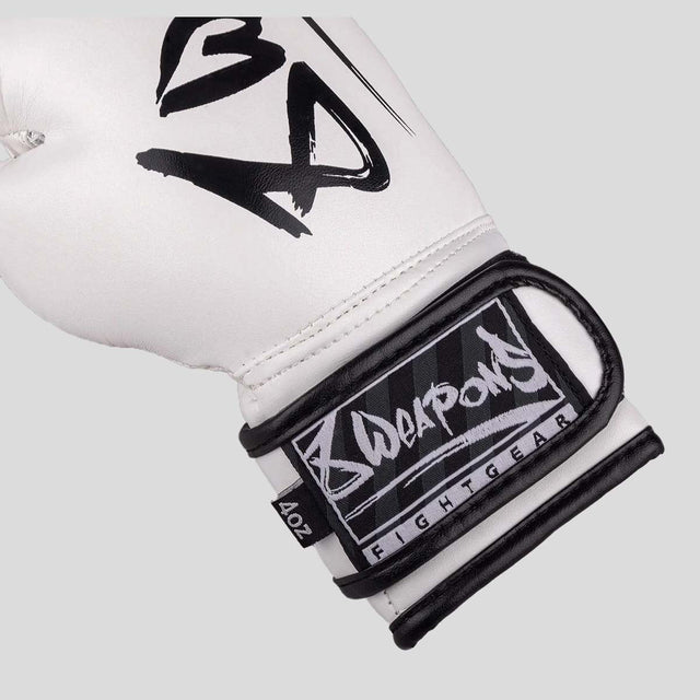 8 Weapons Unlimited 2.0 Kids Boxing Gloves White/Black