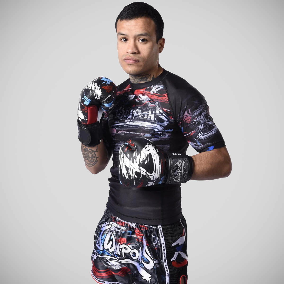 8 våpen kuttet som et blad 2.0 boksehansker svart