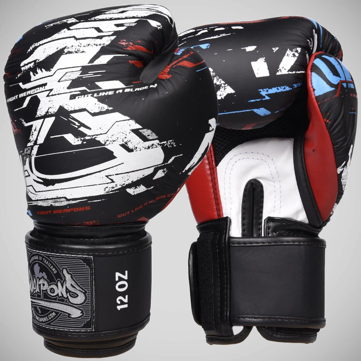 8 våpen kuttet som et blad 2.0 boksehansker svart
