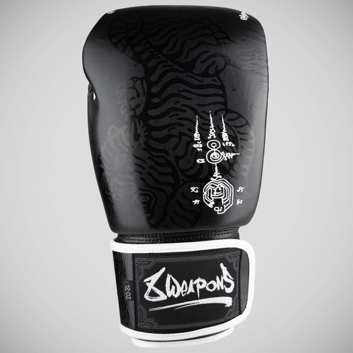 8武器sak yant big tigerボクシンググローブブラック/ブラック