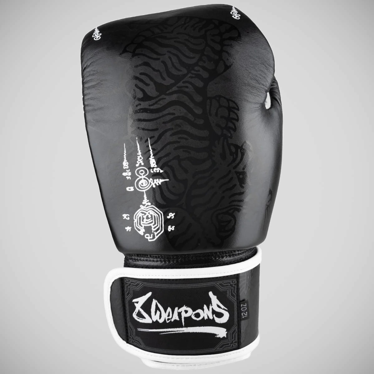 8武器sak yant big tigerボクシンググローブブラック/ブラック