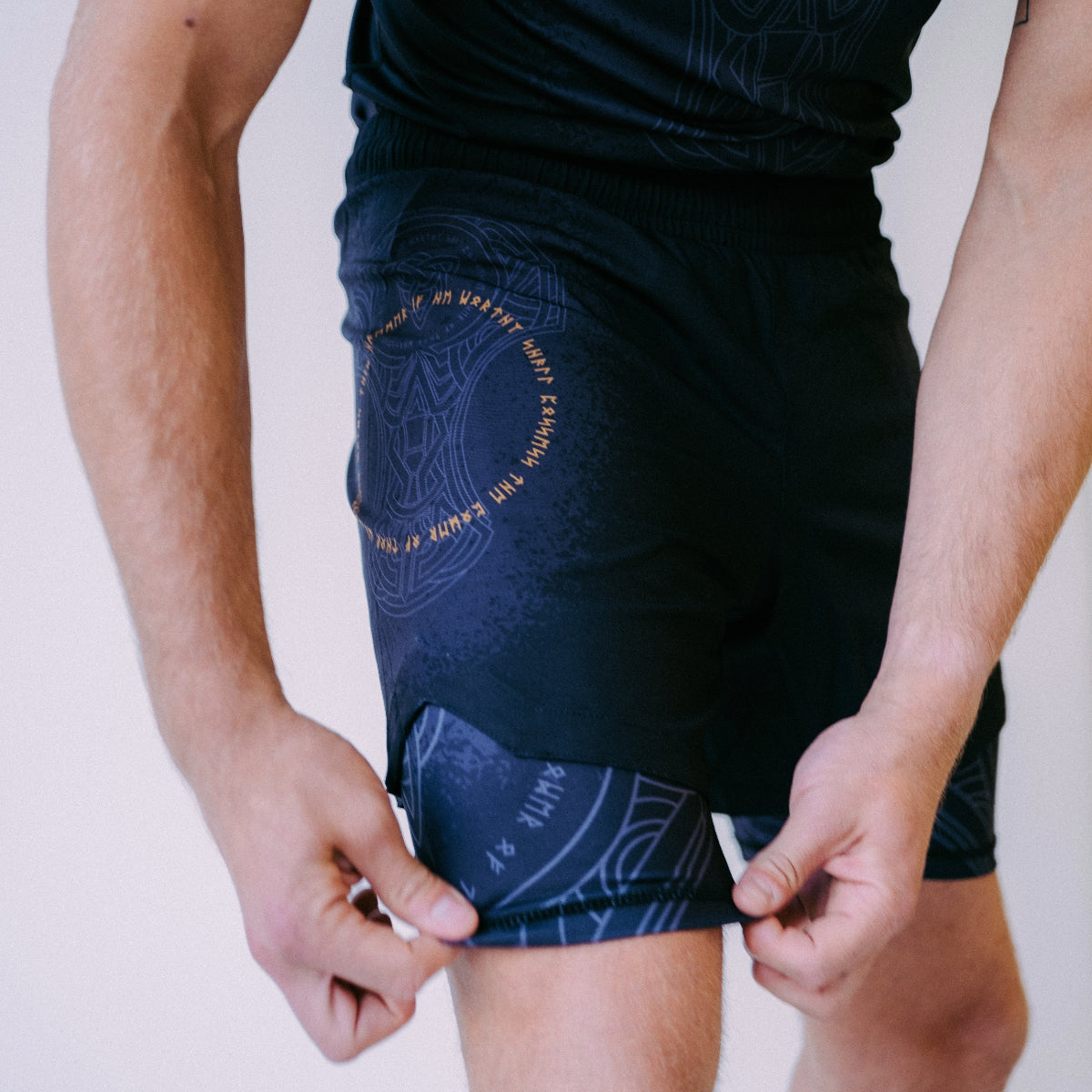 Fumetsu mjolnir подвійний шар бойові шорти чорний/бронза