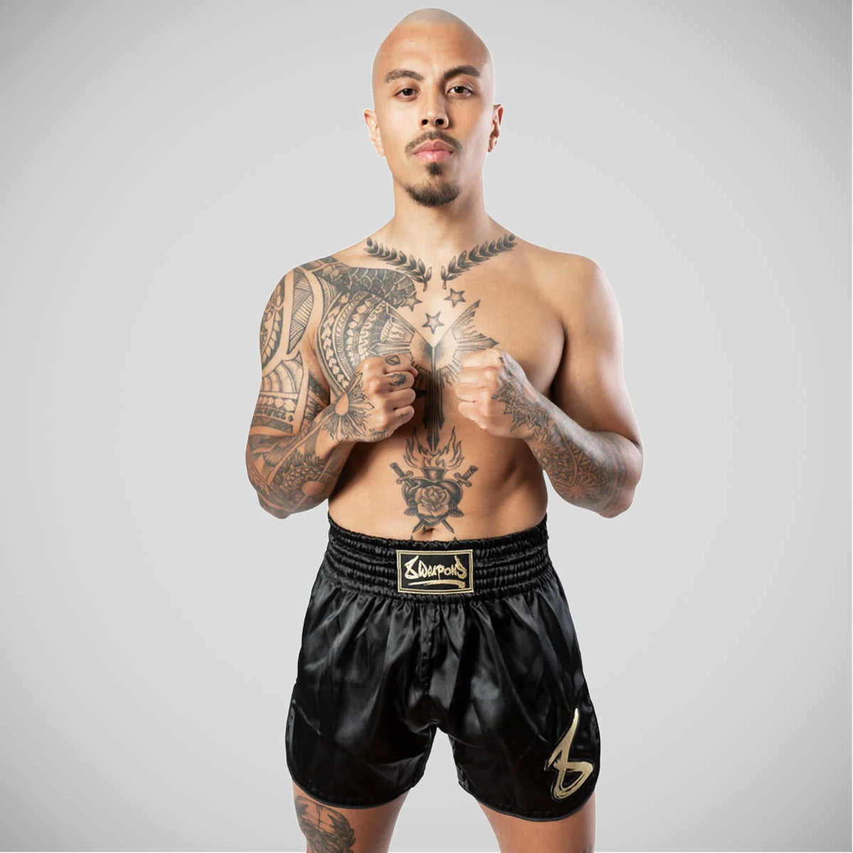 8 Weapons Strike Muay Thai Shorts Black/Gold