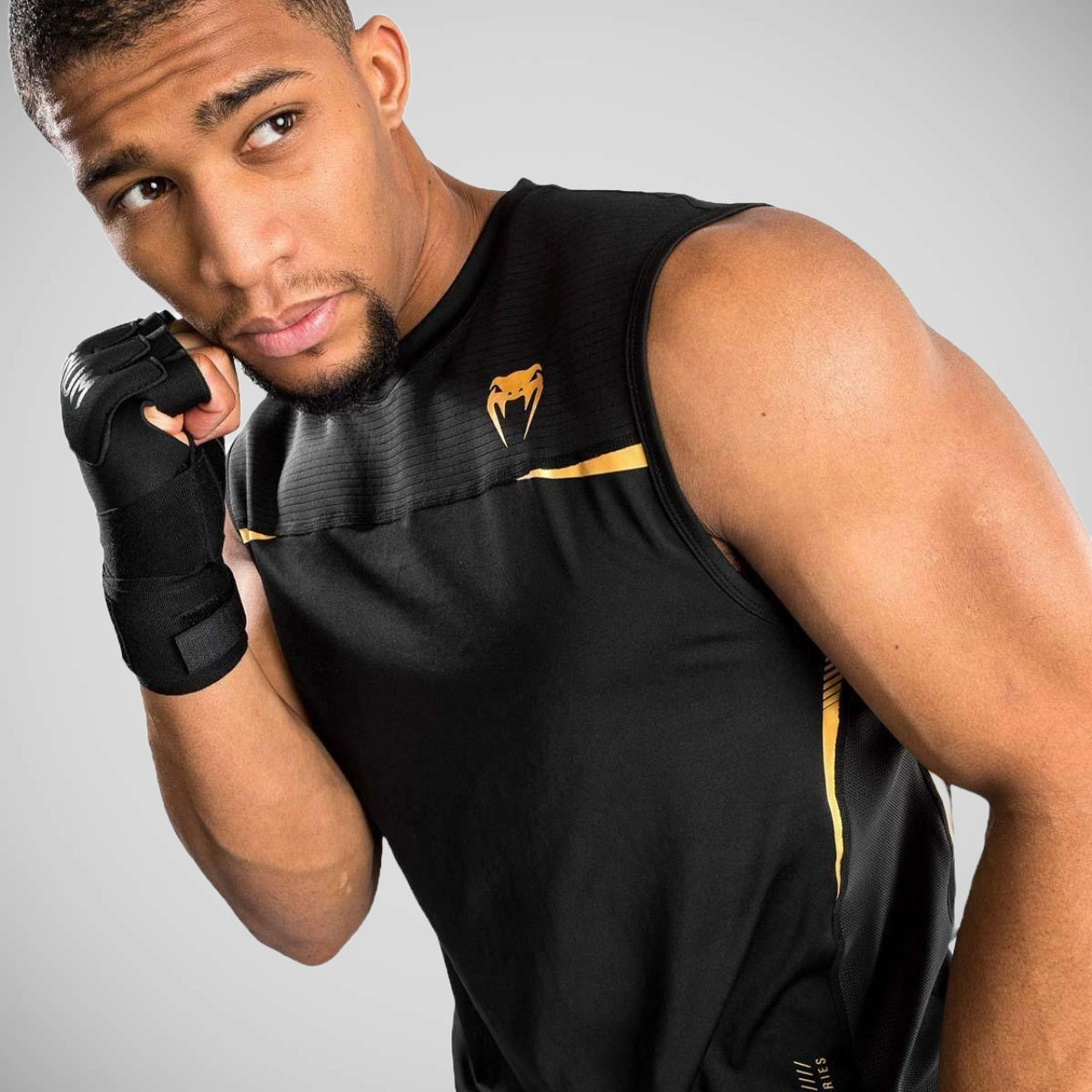 Venum Tempest 2.0 Dry Tech Top Top Black/Gold