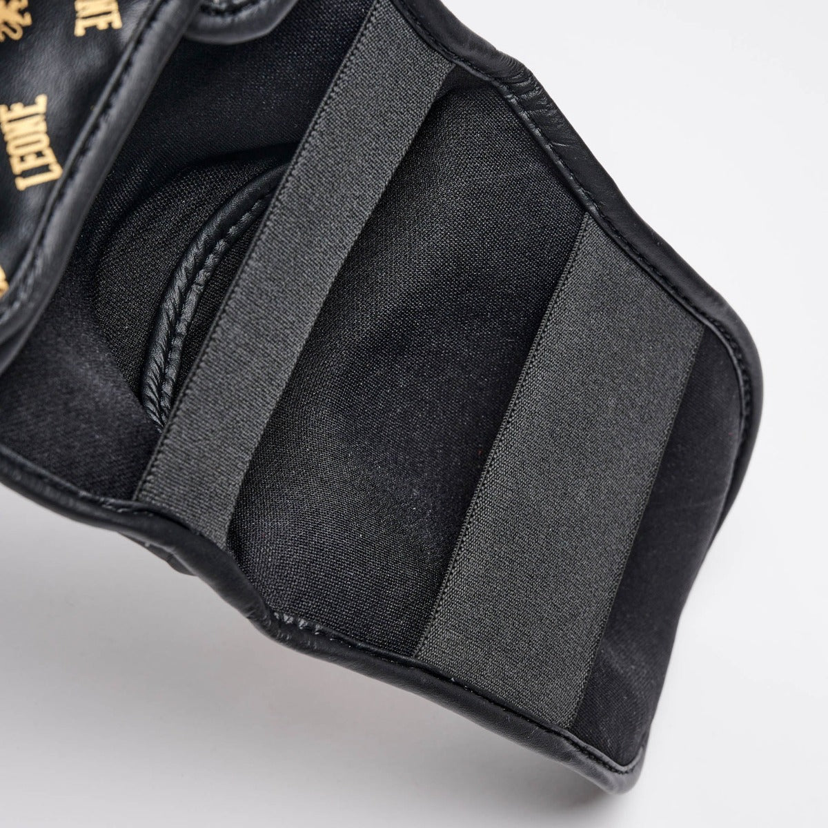 Leone -DNA Shin -Intp -Wächter schwarz