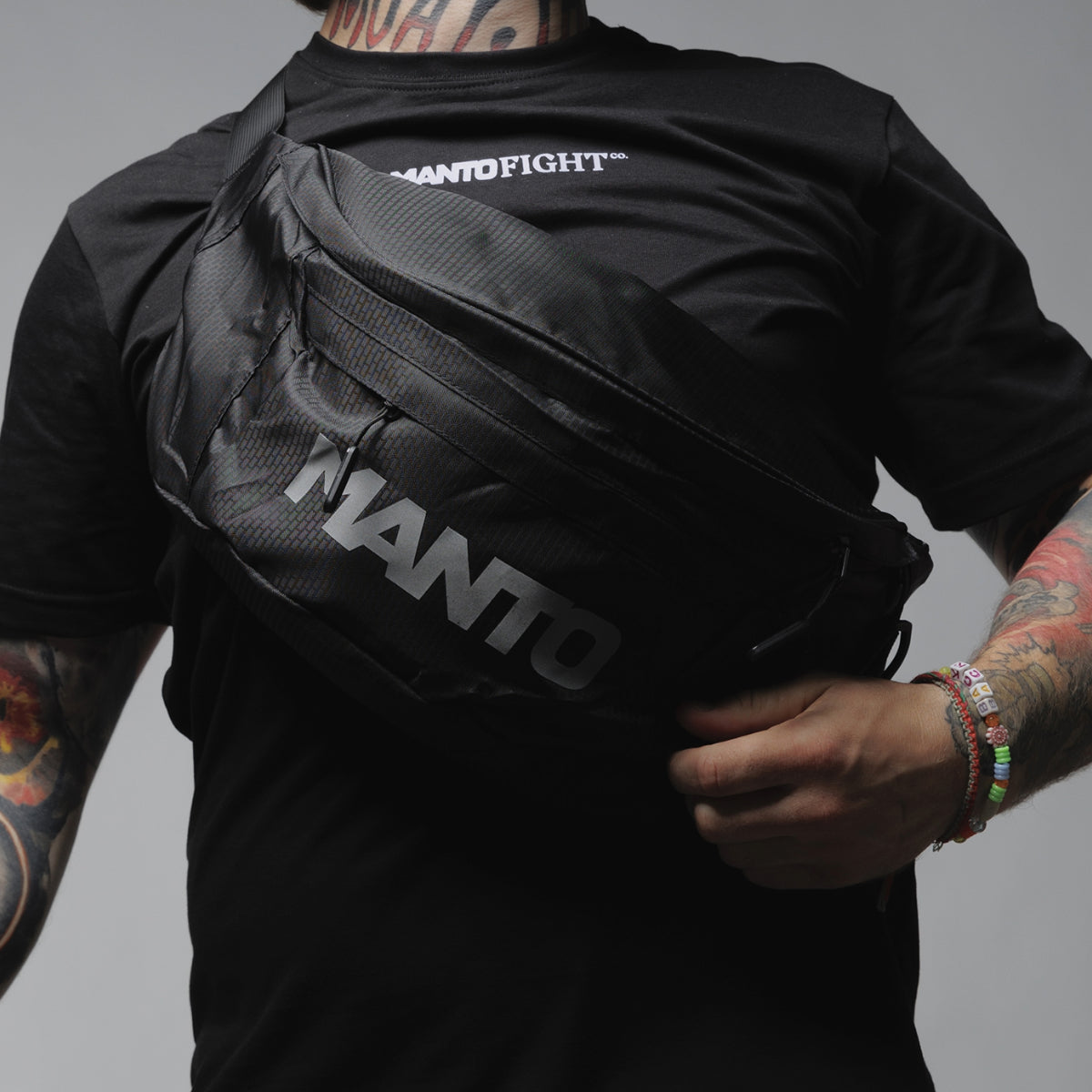 Manto System XXL Crossbody Bag Black