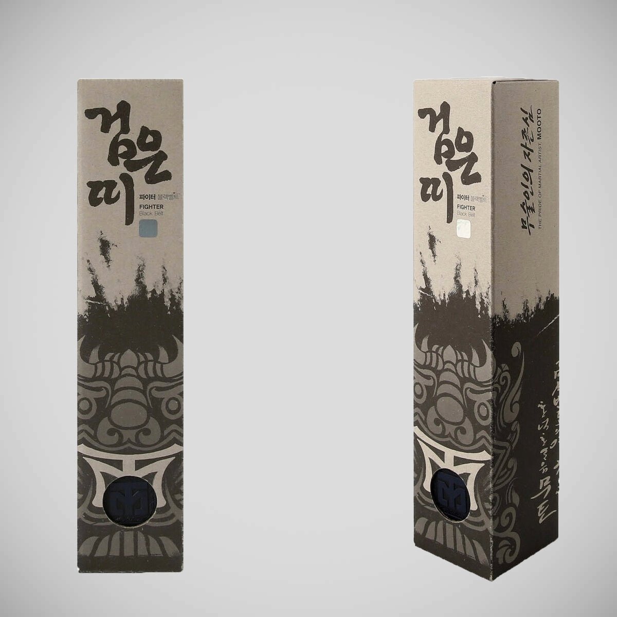 ムートはダブルラップベルトブラックをします