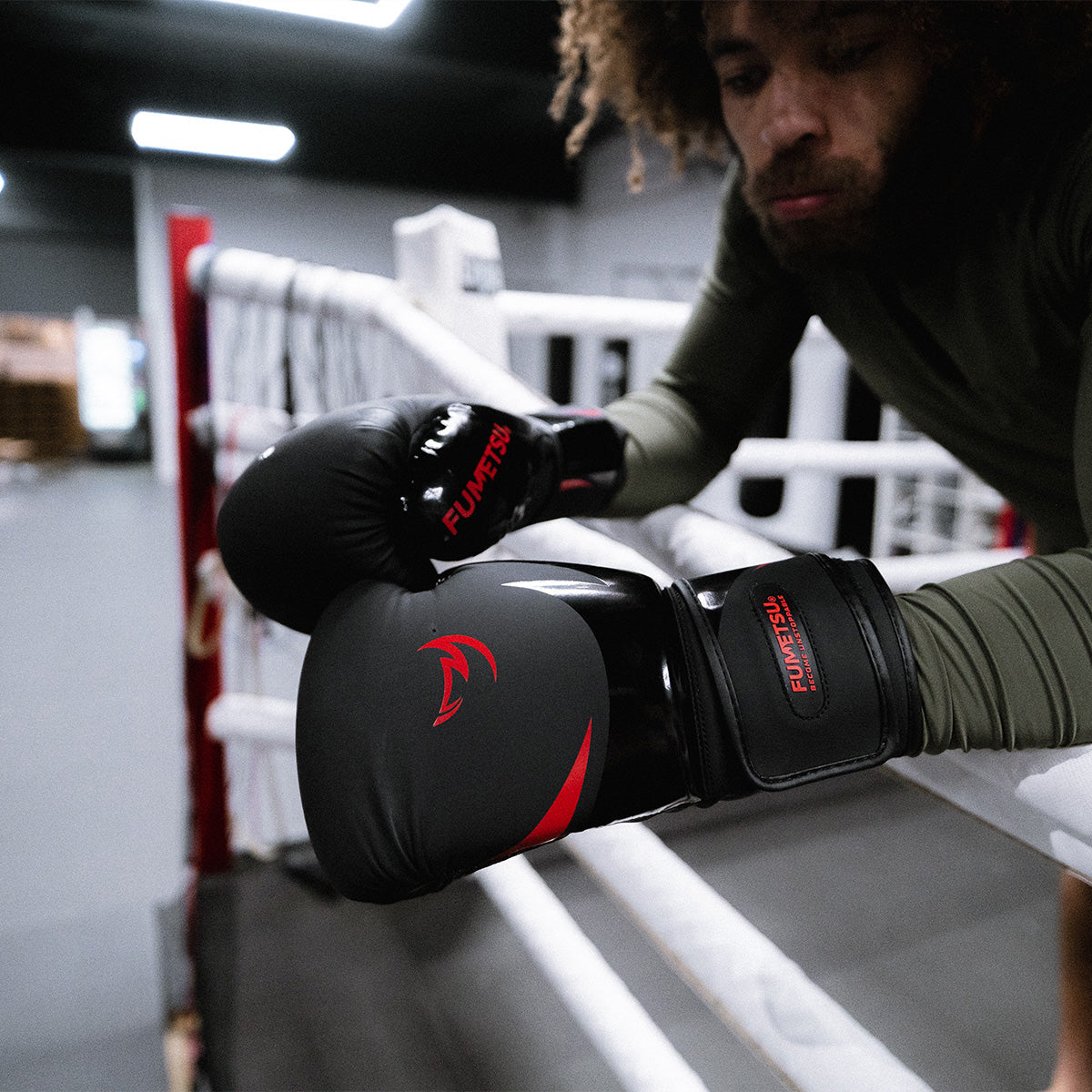 Fumetsu Ghost S3 MMA Sparring Handschuhe Schwarz/Weiß