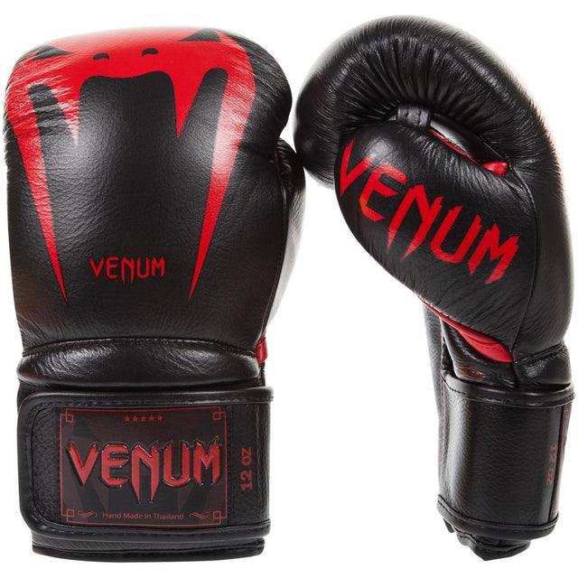 Venum Giant 3.0 Boxing Gloves Black/Red