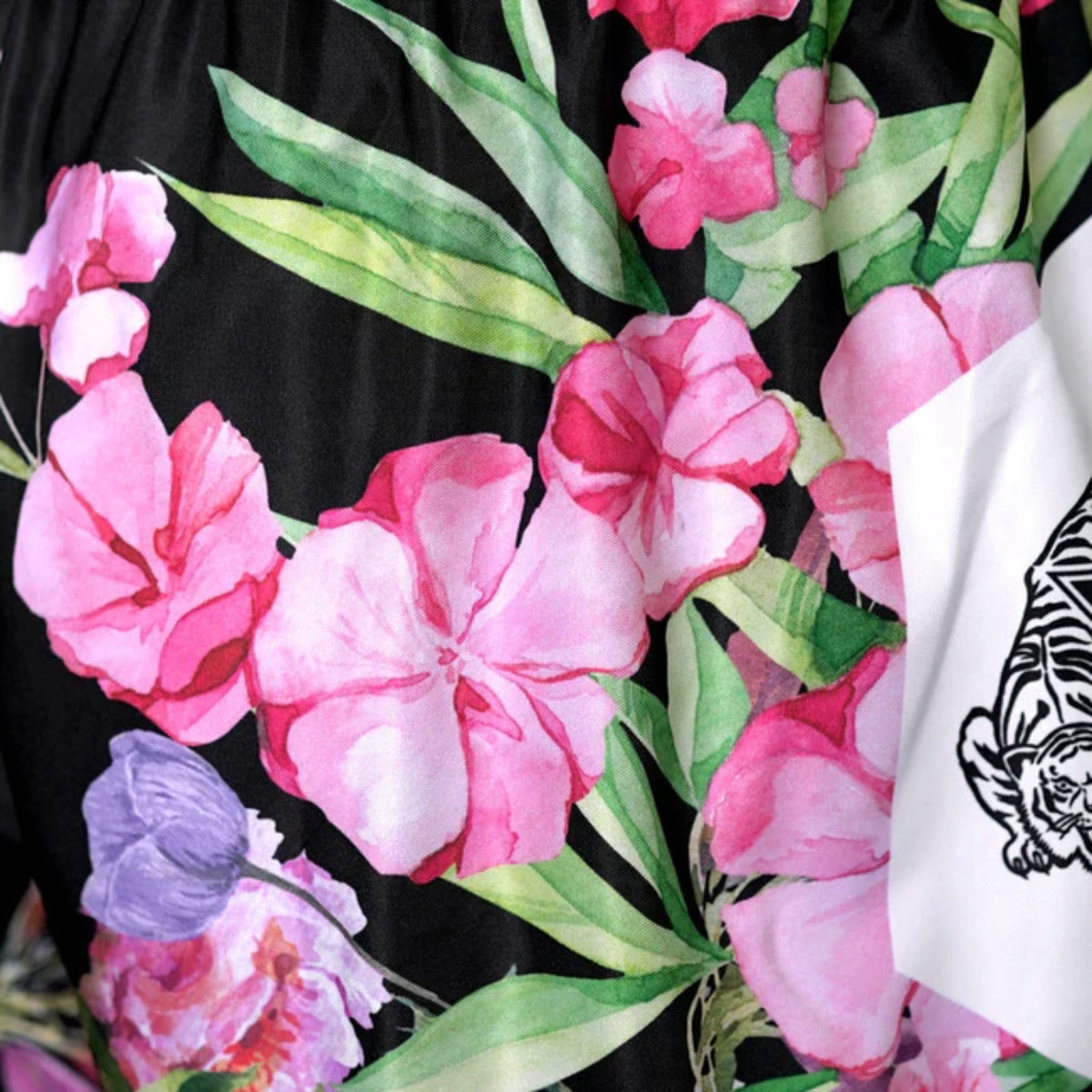 Tuff Sport MS655 Wilddorns Muay Thai Shorts Schwarz