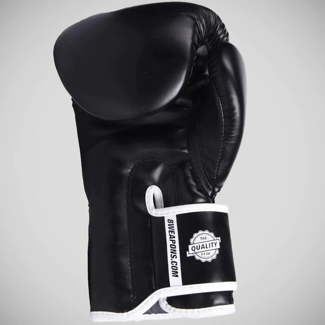 8 Weapons Unlimited Boxing Gloves Black/White