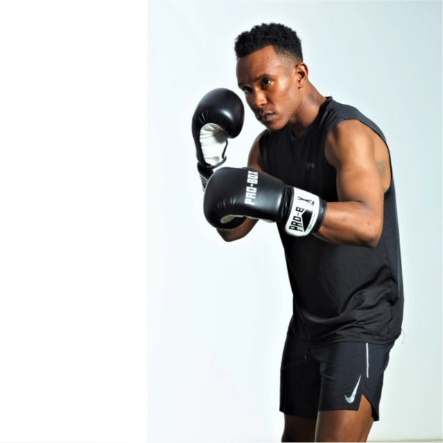 Pro-Box Club Spar Boxing Gloves Black/White