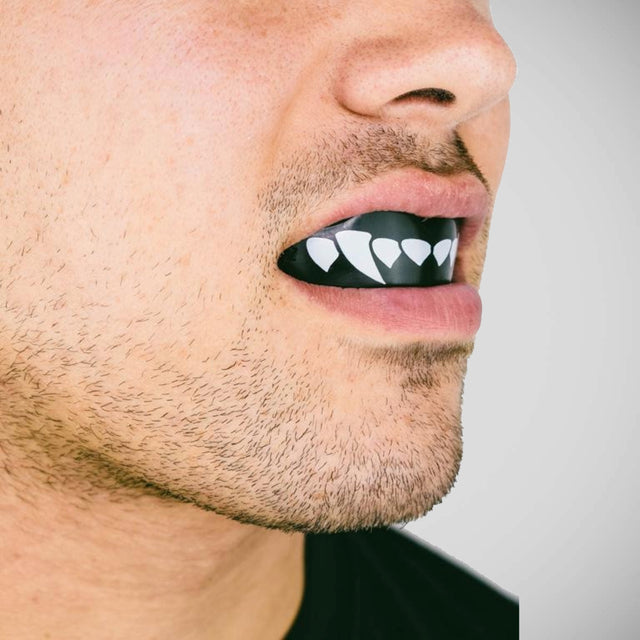 SafeJawz Extro Fangz Mouth Guard Black/White