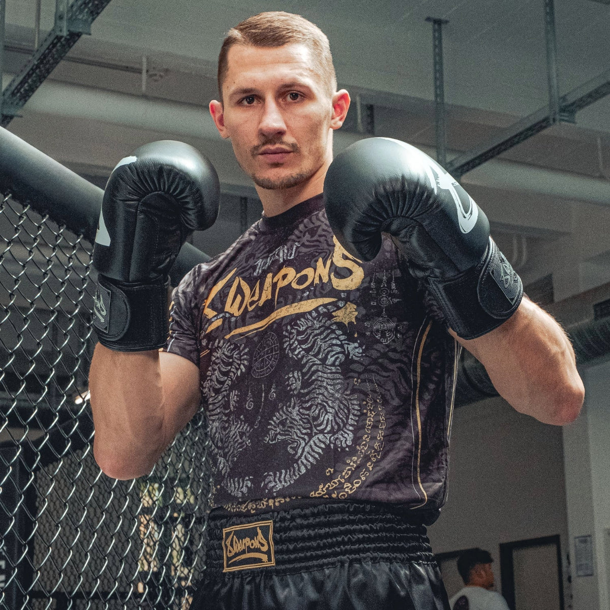 8 무기 Tiger Yant 기능성 티셔츠 검은 색/노란색