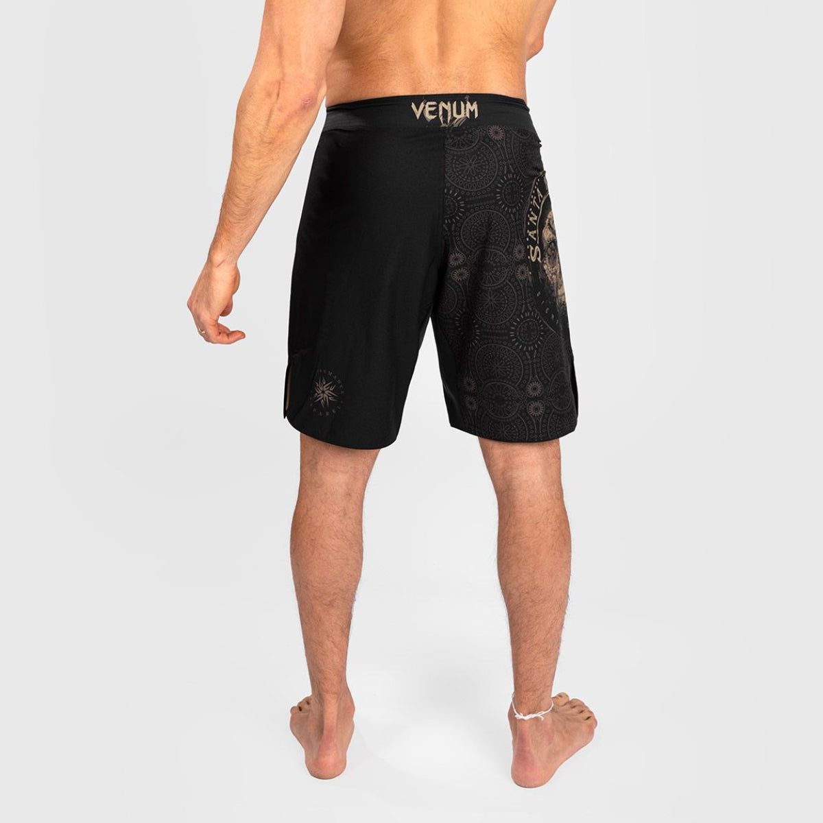 Venum santa muerte lateral escuro shorts preto/marrom