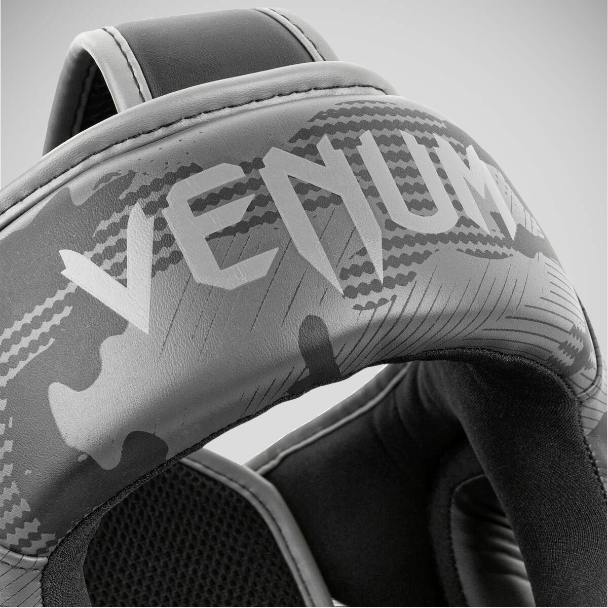 Camo Venum Elite Head Guard Schwarz/Dunkel