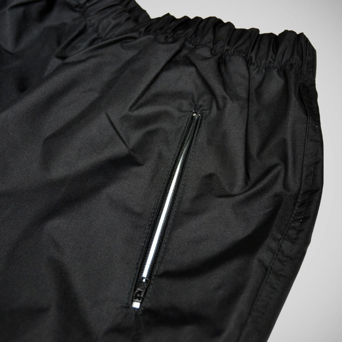 Fairtex VS2 Vinyl Sweatsuit Schwarz