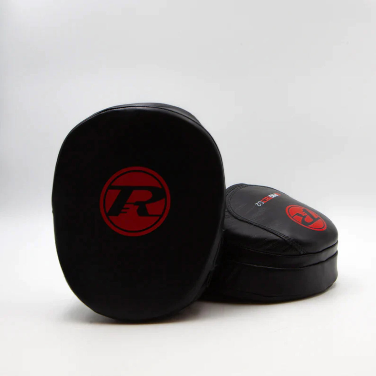 रिंगसाइड की रक्षा G2 फोकस पैड काले/लाल