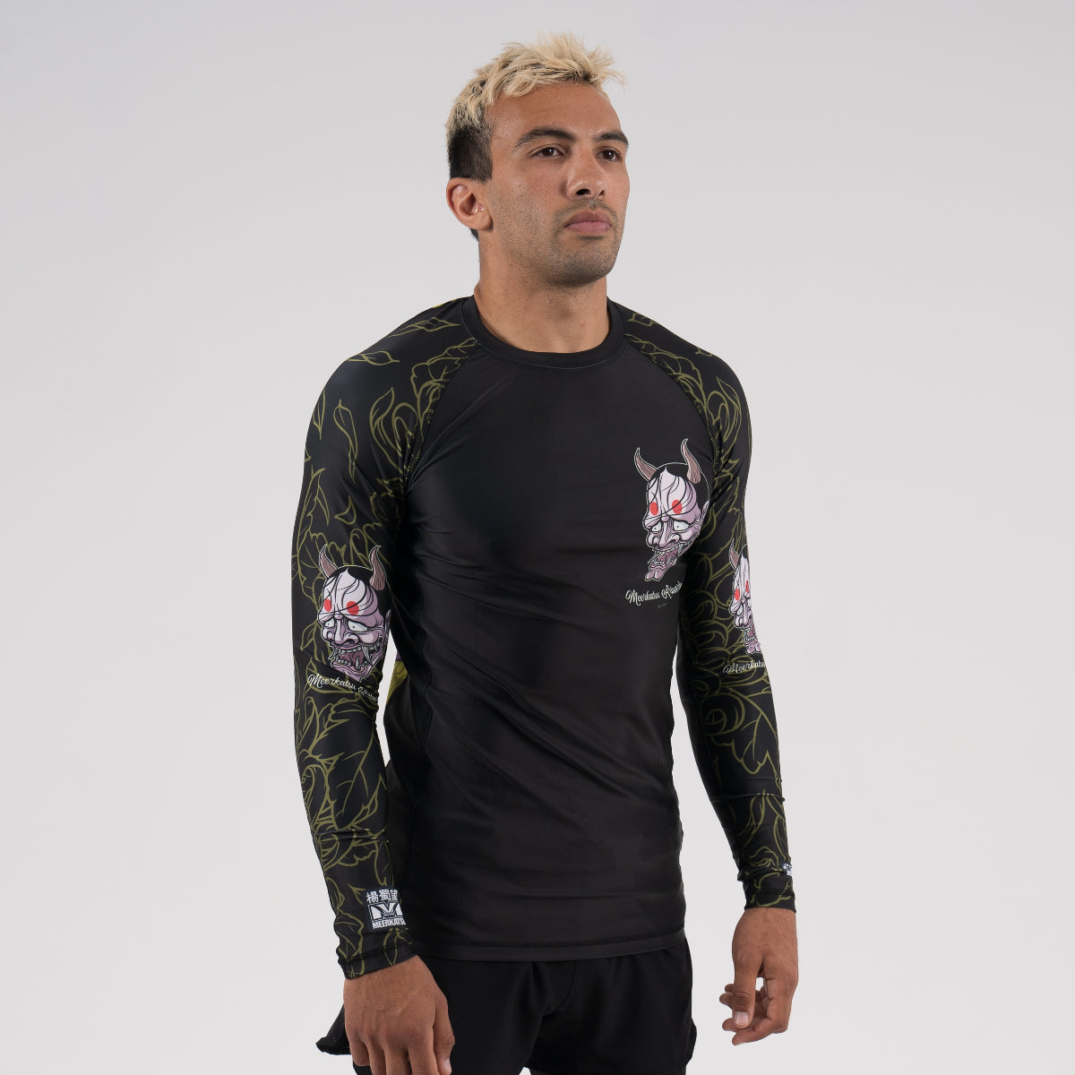 Meerkatsu die lachende Hannya Langarm -Hautausschlagsgarde Blau/Orange