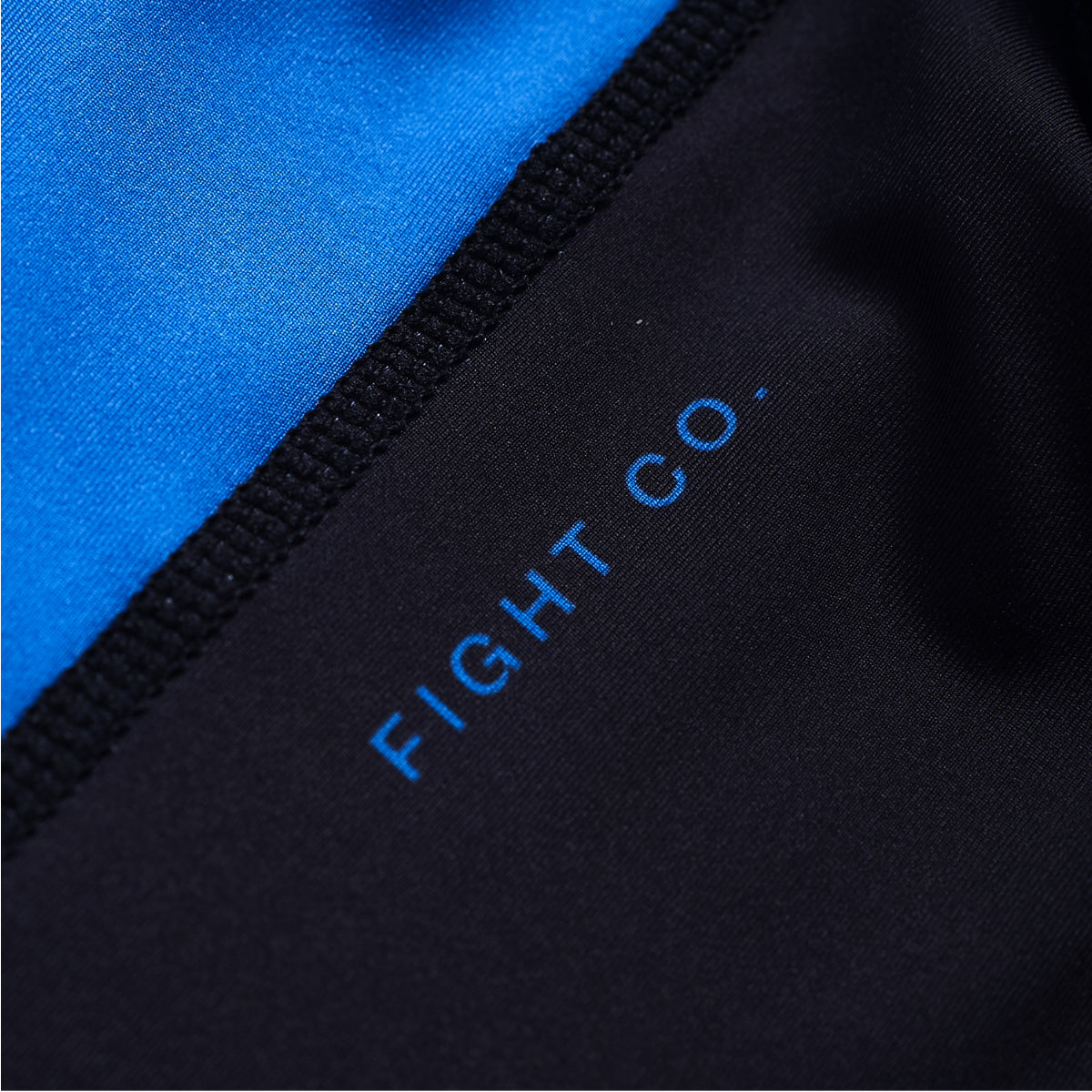 मंटो ने रैश गार्ड ब्लू को रैंक किया