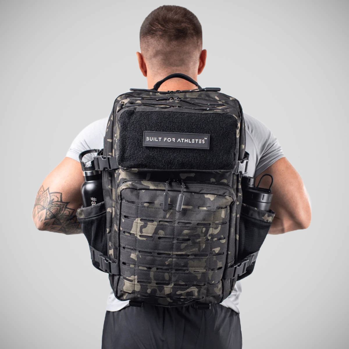 Gebaut für Athleten großer Fitness -Rucksack schwarzer Camo