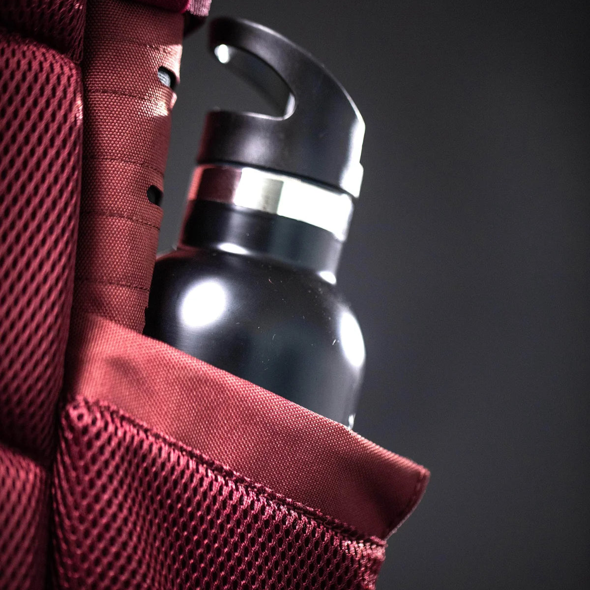 Bygget for idrettsutøvere store treningsstudioer Burgundy