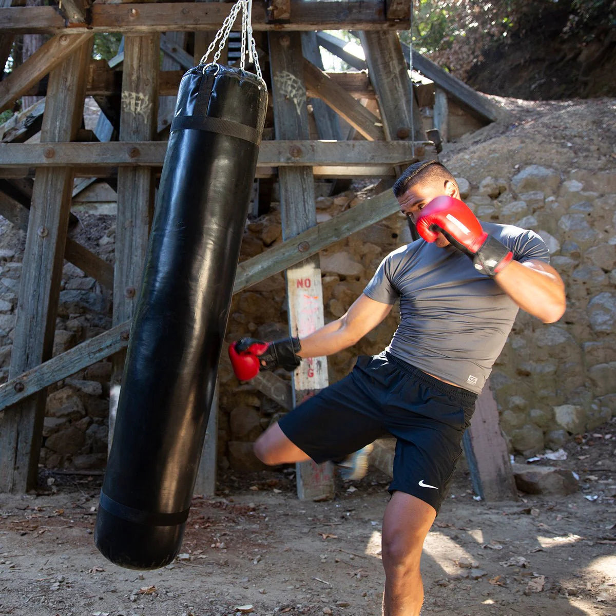Jahrhundert 6ft Muay Thai Heavy Punch Bag