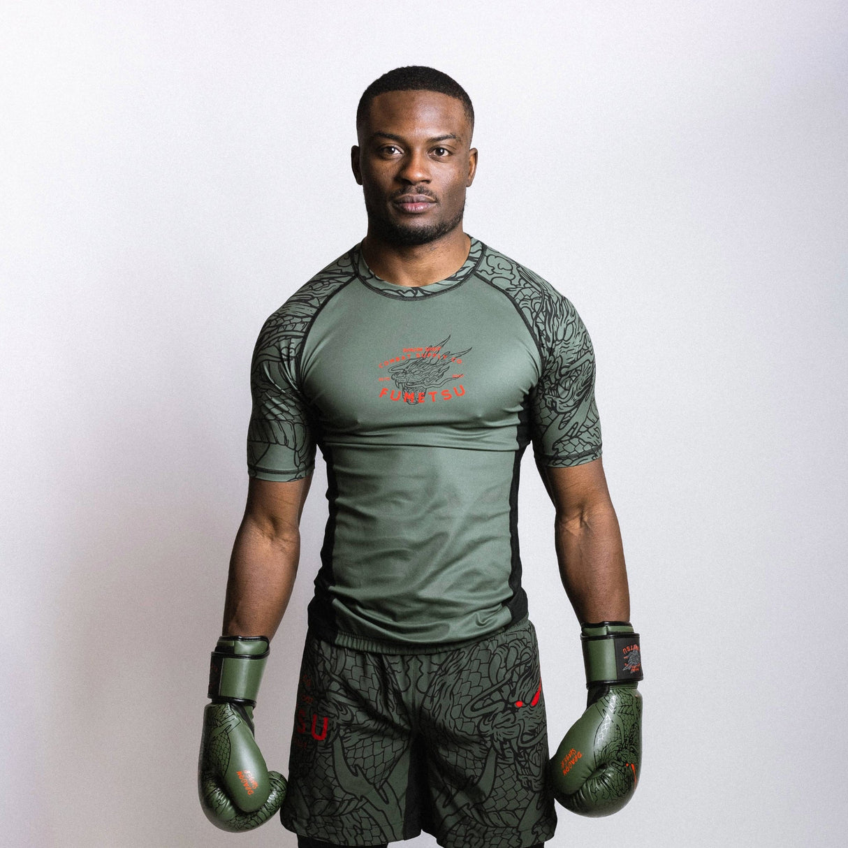 Fumetsu Dragon Slayer з коротким рукавом висипання хакі/помаранчевий