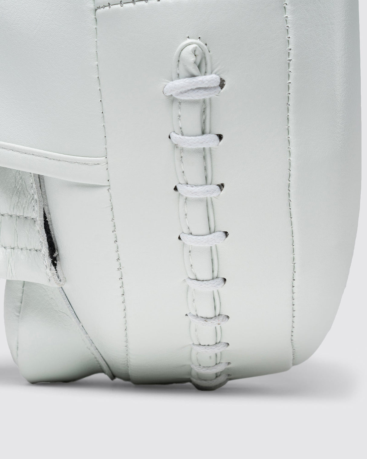 Fly Air Mitt X White