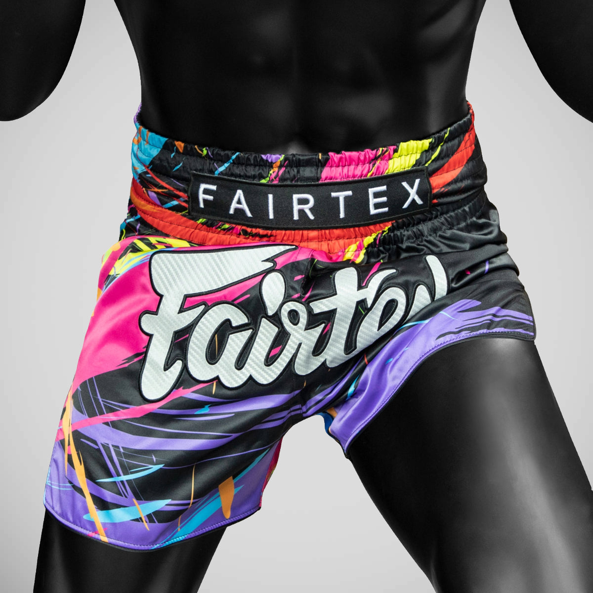 Fairtex BS1934 세계 음악 Muay Thai Shorts Black