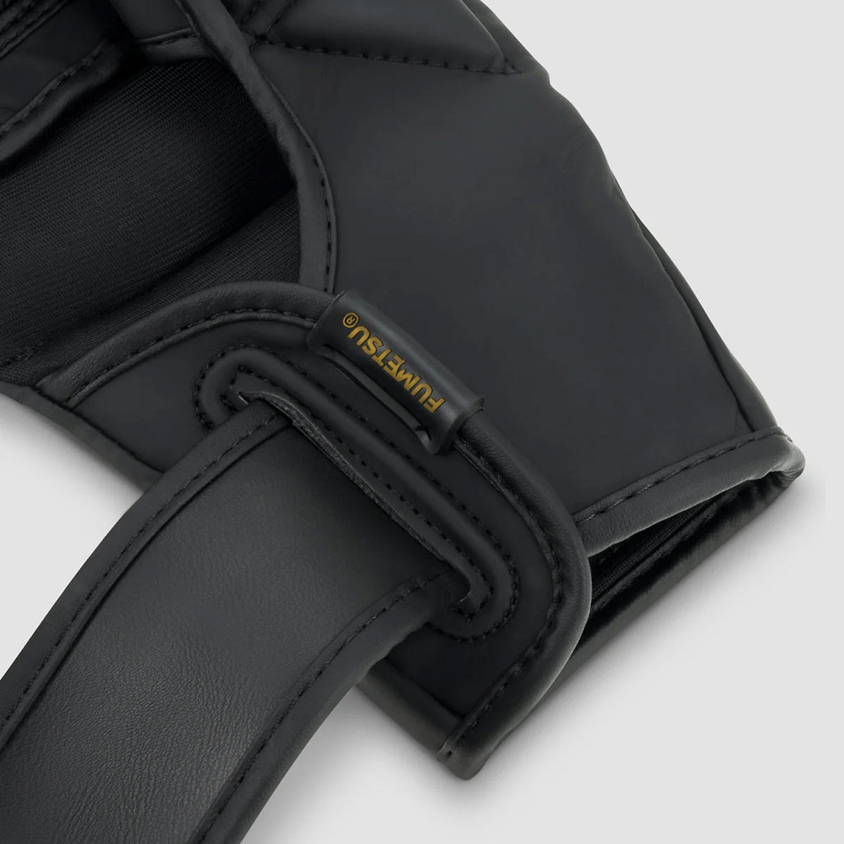 Fumetsu Ghost S3 MMA Sparring Handschuhe Schwarz/Gold