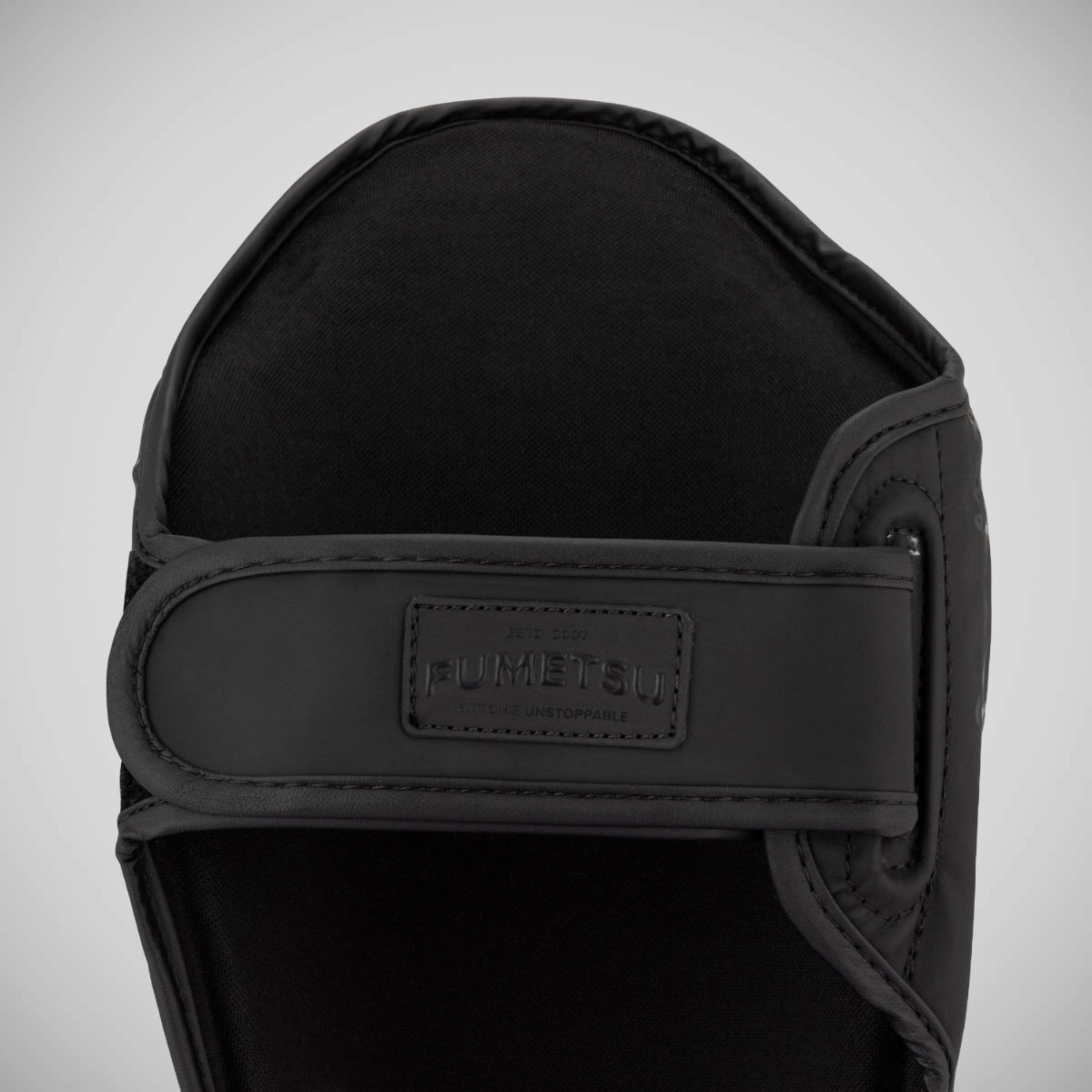 Fumetsu Anaconda Shin/Instep Guardias Negro/Negro