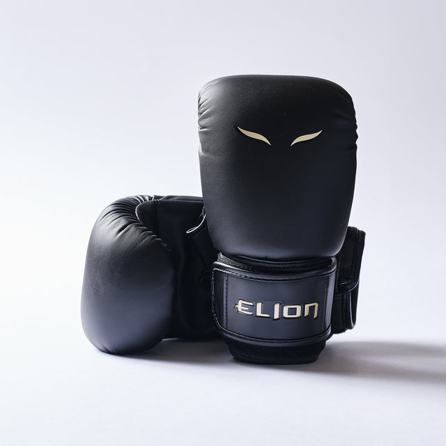 Elion Bag Gloves Black/Gold front and strap view