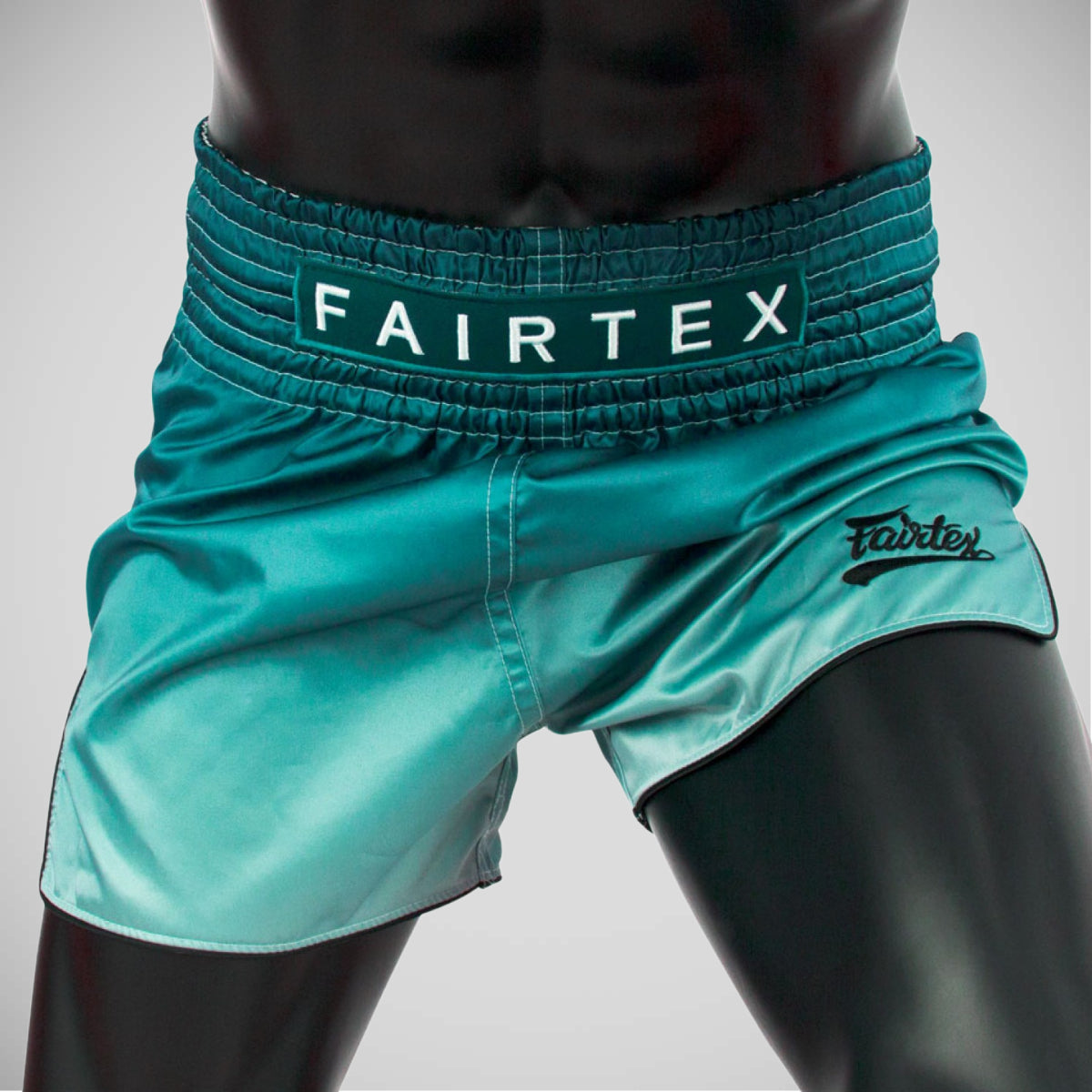 شورت Fairtex BS1906 Fade Muay Thai باللون الأخضر