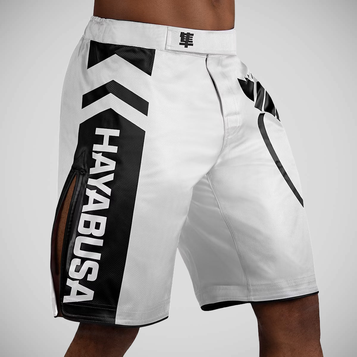 Hayabusa -Ikone MMA Shorts Weiß/Schwarz