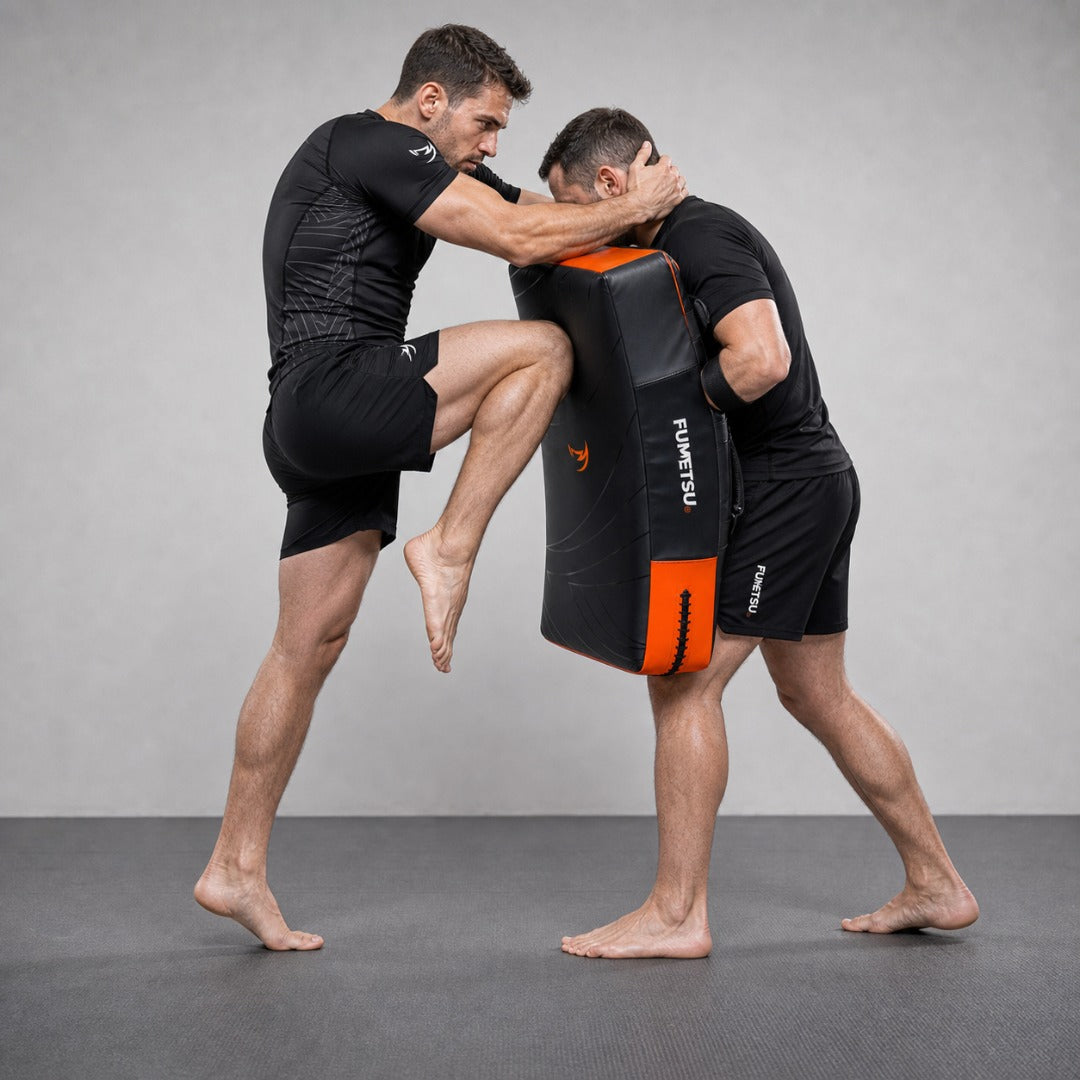 Fumetsu Icon Long Kick Shield Black/Orange