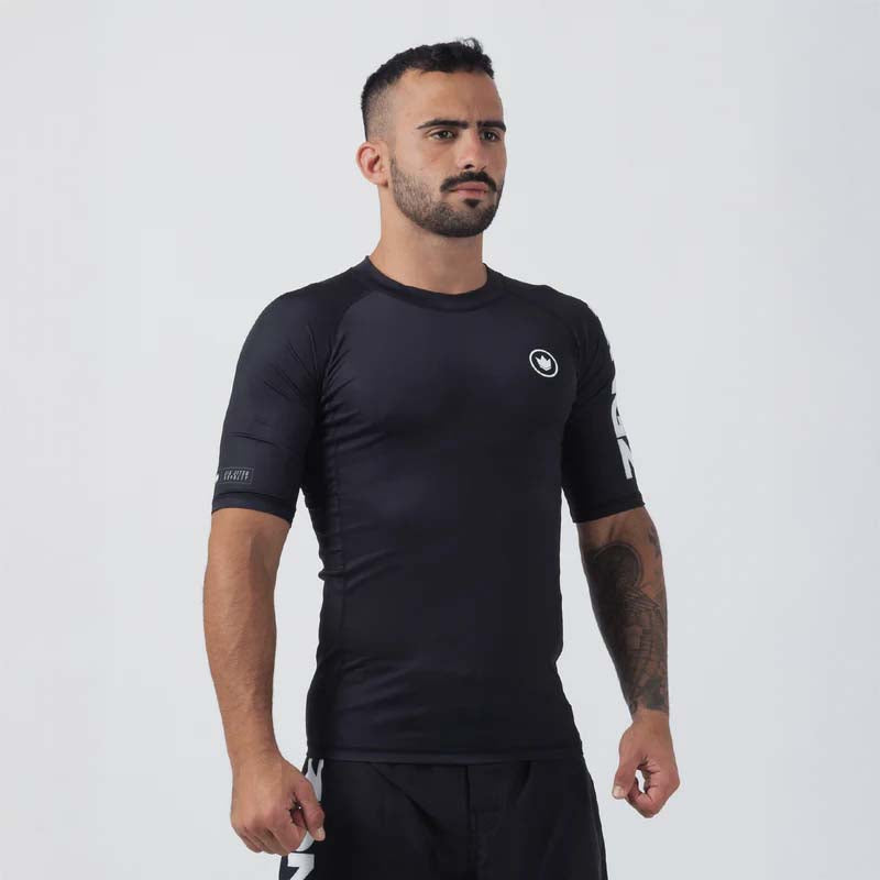 Kingz Kore V2 Guardia de sarpullido de manga corta Negro