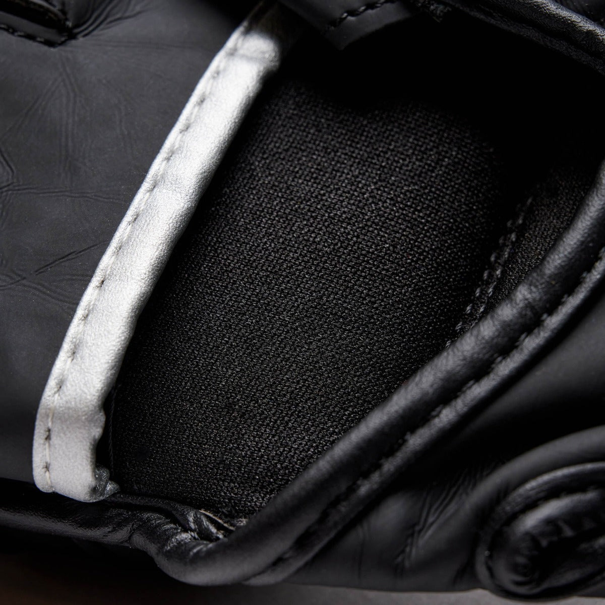 Leone Black Edition Hybrid MMA Gloves
