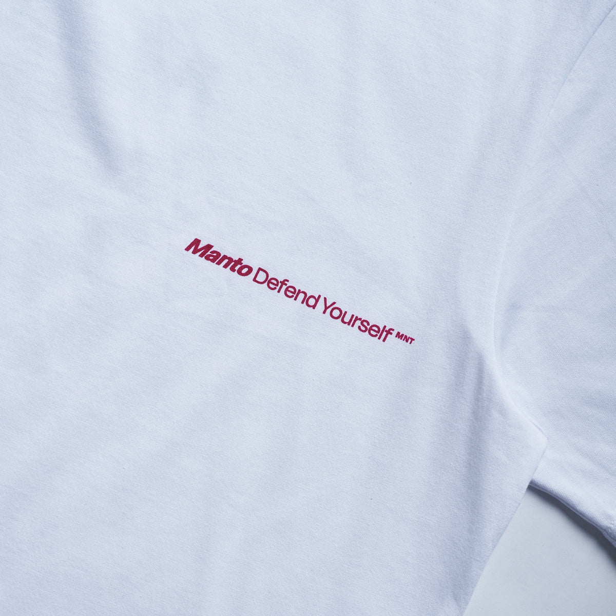 Manto försvarar 23 överdimensionerad t-shirt vit