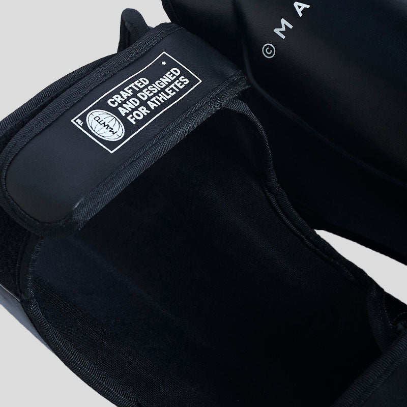 Manto Impact Shin Guards Black