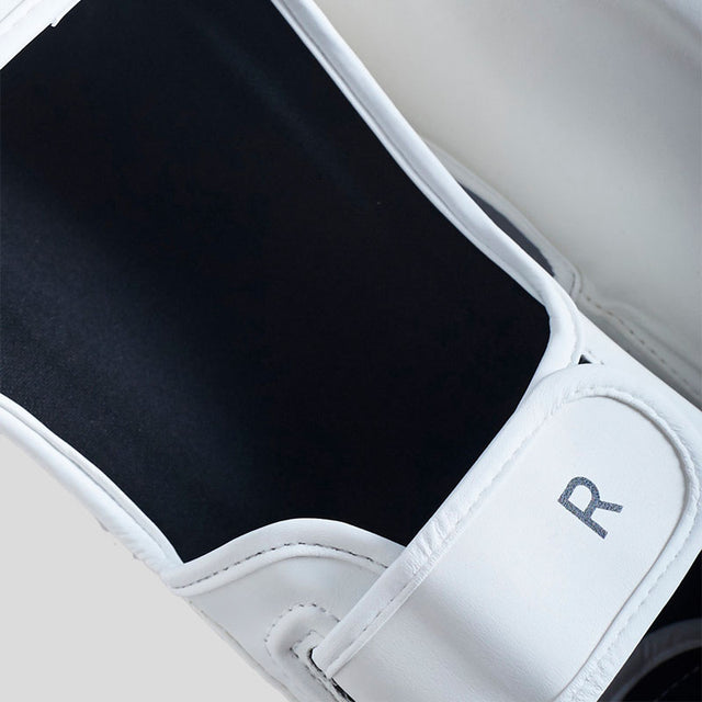 Manto Impact Shin Guards White